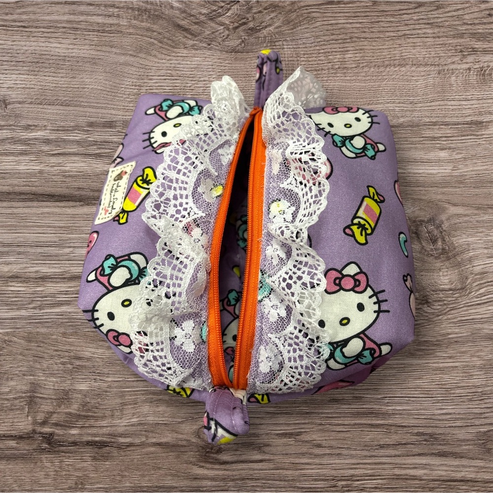 Charming Purple Pouch with Lace and Orange Zipper